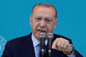 Νέα απειλή από Ερντογάν: Δεν θα παραμένουμε σιωπηλοί για τα νησιά