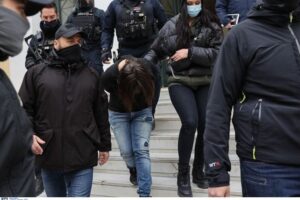 Κυψέλη: Για ανθρωποκτονία από κοινού κατηγορούνται η 29χρονη και ο 33χρονος