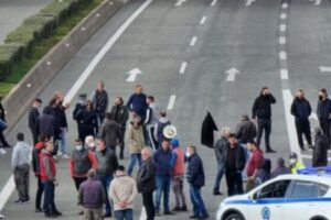Κάλεσμα σε αγρότες και κτηνοτρόφους για νέο μπλόκο στο Χαλίκι