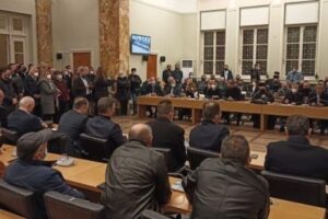 Η συντονιστική επιτροπή πολιτών για το δρόμο Αγρίνιο-Καρπενήσι