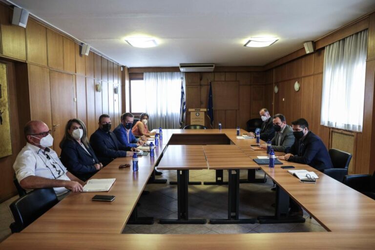 ΣΥΝ ΦΩΤΟ1