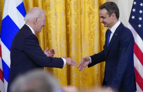 biden mitsotakis usa ap.jpg