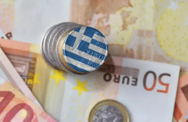 greece economy shutterstock 685165819.jpg