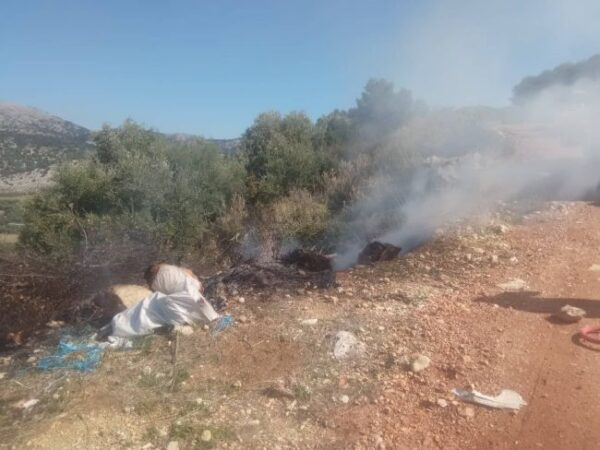 Φωτιά στο στη θέση Καναλάκι στο Καραϊσκάκη Ξηρομέρου 16102022 (4)