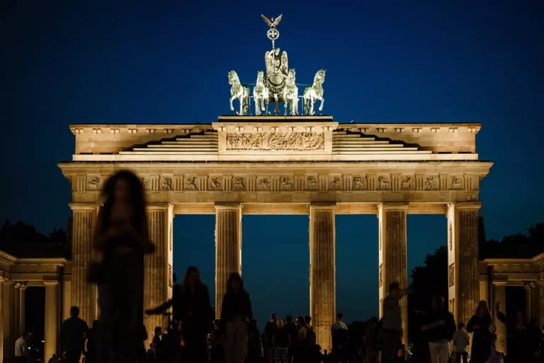bradenburg gate ape 2811