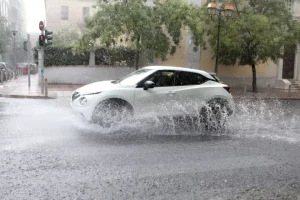 Κακοκαιρία: Σε κατάσταση έκτακτης ανάγκης αρκετές περιοχές – Ανυπολόγιστες ζημιές, χωριά αποκομμένα