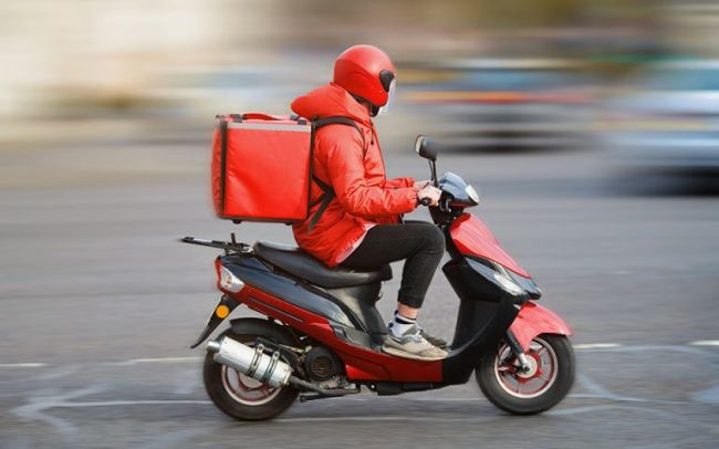 delivery courier shutterstock 768x480