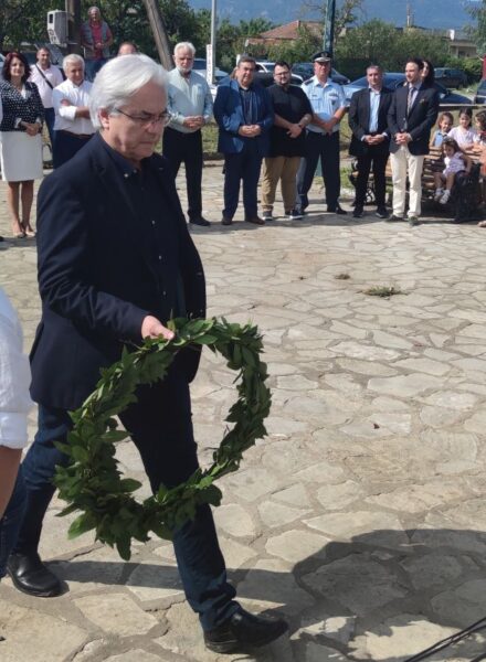 ΤΡΑΠΕΖΙΩΤΗΣ ΚΑΤΑΘΕΣΗ 1 (2)