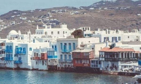 mikonos