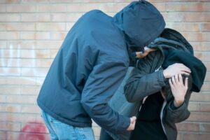 Συνελήφθη 15χρονος στο Μεσολόγγι για bullying σε ανήλικο με ρατσιστικό κίνητρο