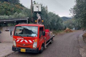 Σε εξέλιξη το έργο της εγκατάστασης φωτιστικών σωμάτων νέας τεχνολογίας LED στον Δήμο Αγρινίου