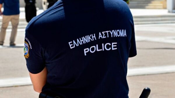 police arthrou