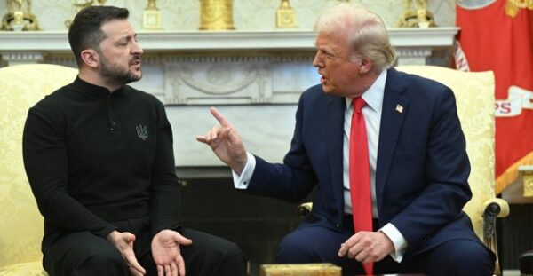 maketa trump zelensky 4