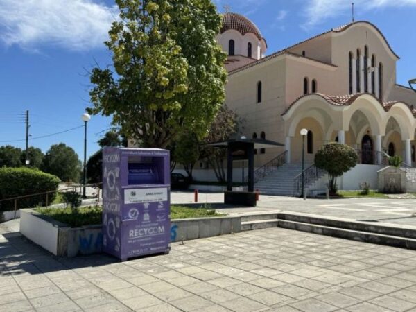 ΜΩΒ ΚΑΔΟΣ