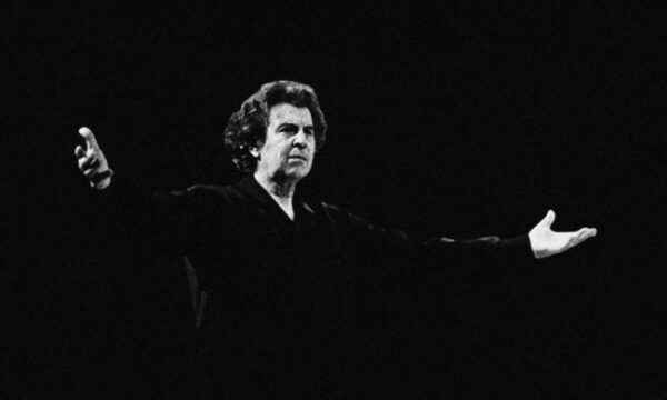 mikis theodorakis 1