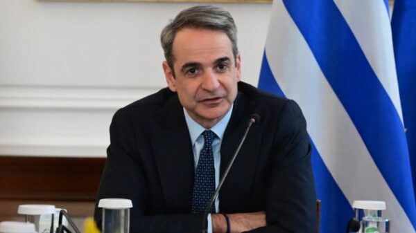 xrwma mitsotakis upourgiko