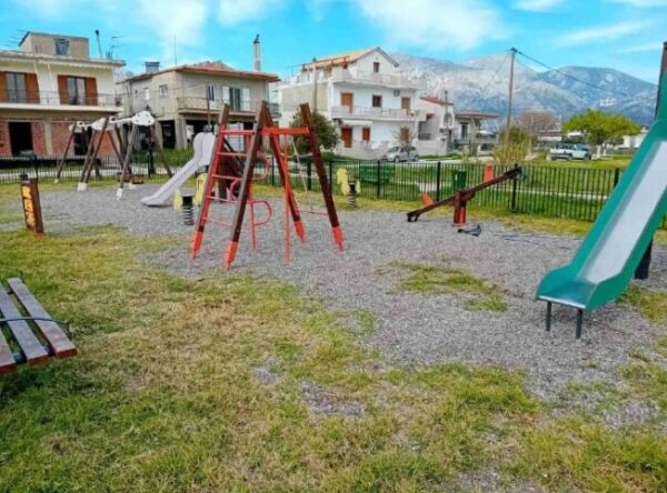 ΠΑΙΔΙΚΗ ΧΑΡΑ ΜΥΤΙΚΑ