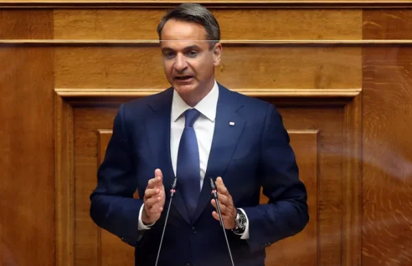 mitsotakis vouli ape.jpg