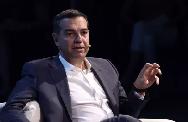 tsipras instituto intime.jpg