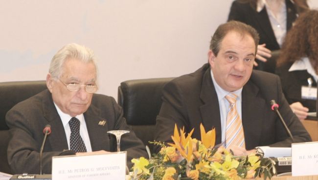 karamanlis molyviatis