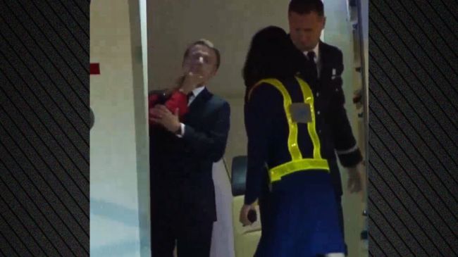 macronxastouki xrm