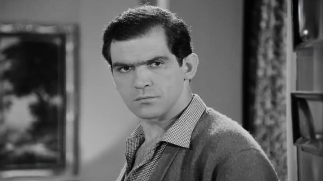 xrwma kazakos