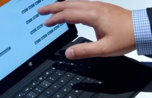 ypologistis tilergasia ape.jpg