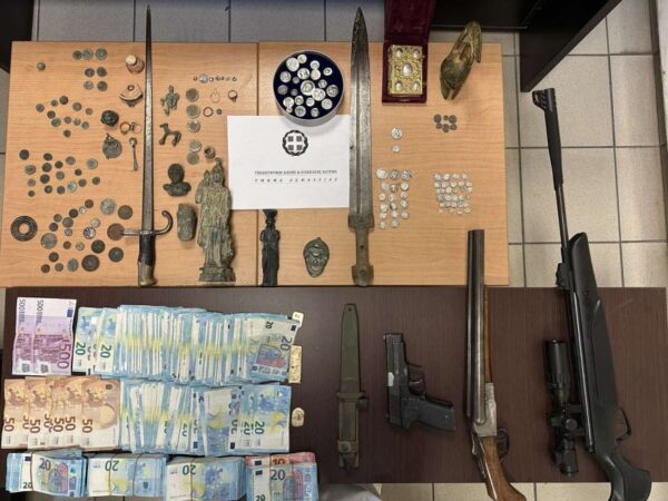 img 1fa96d640e54445f61613acfaf0f0c07 v