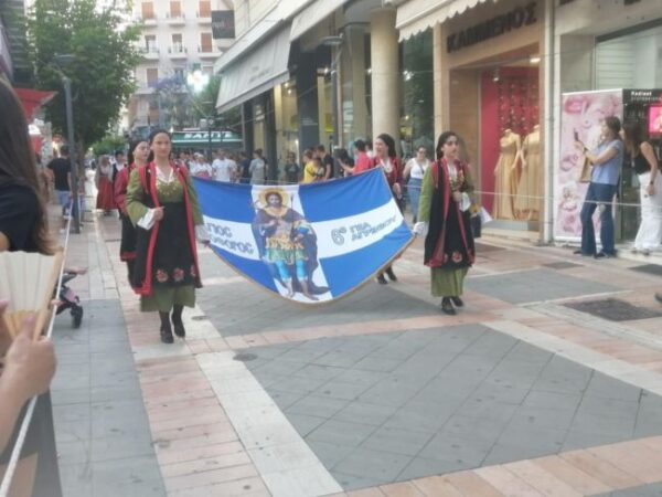 a1ee00bb 75ae 4fb8 b8f4 2fa0c05ccf35