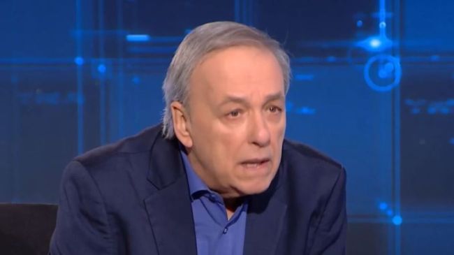 andreas mikroutsikos
