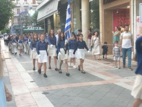 b0e35449 e707 43ee 99cb 52402ffac1bc