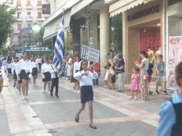 d6f4511e 34d1 4998 b54b 2ef50a00e319