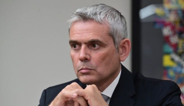 [370208] ΤΕΛΕΤΗ ΠΑΡΑΔΟΣΗΣ ΠΑΡΑΛΑΒΗΣ ΣΤΟ ΥΠΟΥΡΓΕΙΟ ΕΡΓΑΣΙΑΣ (ΤΑΤΙΑΝΑ ΜΠΟΛΑΡΗ/eurokinissi)