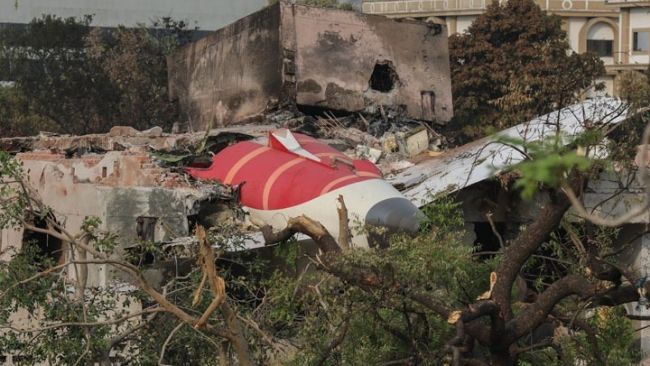 w14 90353indiaplanecrash