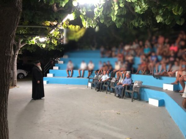 22 08 2025 Ενημερωτική δράση στο πλαίσιο της Εκστρατείας «Μηδενικής ανοχής στη μη χρήση κράνους» στη Ναυπακτία (2)