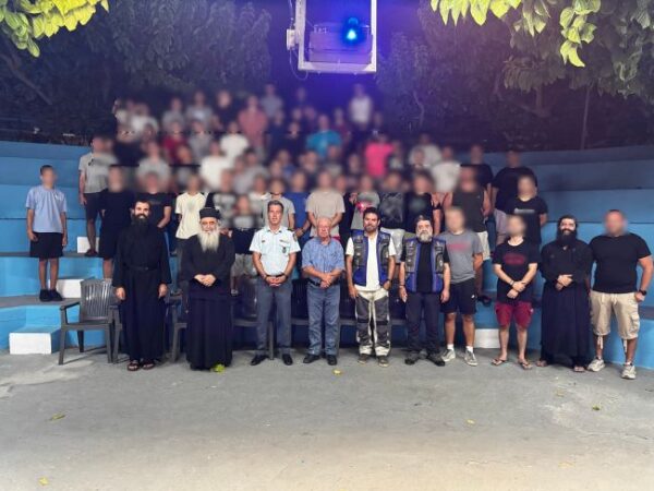 22 08 2025 Ενημερωτική δράση στο πλαίσιο της Εκστρατείας «Μηδενικής ανοχής στη μη χρήση κράνους» στη Ναυπακτία (5)