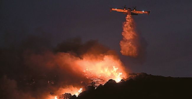 canadair ef mak