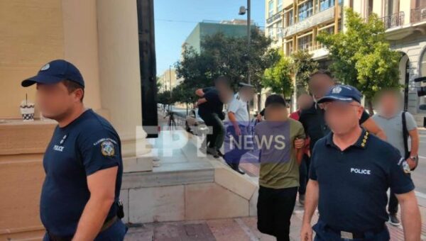 patra empristes syxaina 1 1024x580