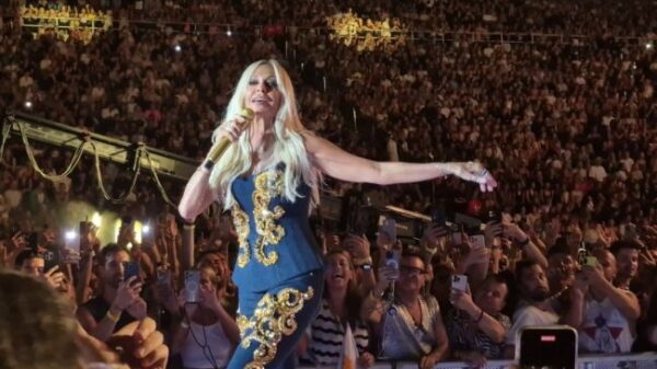 anna vissi kalimarmaro art