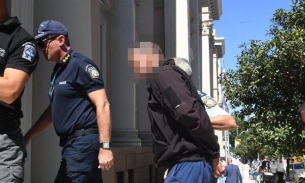 c0ead1d4 patra troxaio