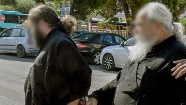 priests eurokinissi xrwma