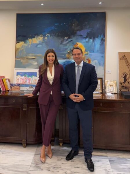 7e2aba33 ed59 4c77 ae80 8801355fa08f