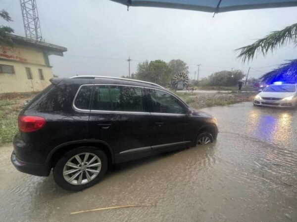 aitoliko plimmires jeep 2