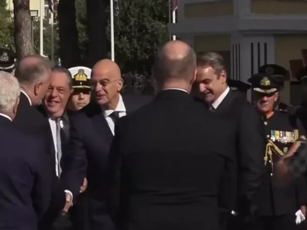 mitsotakis dendias 0.png