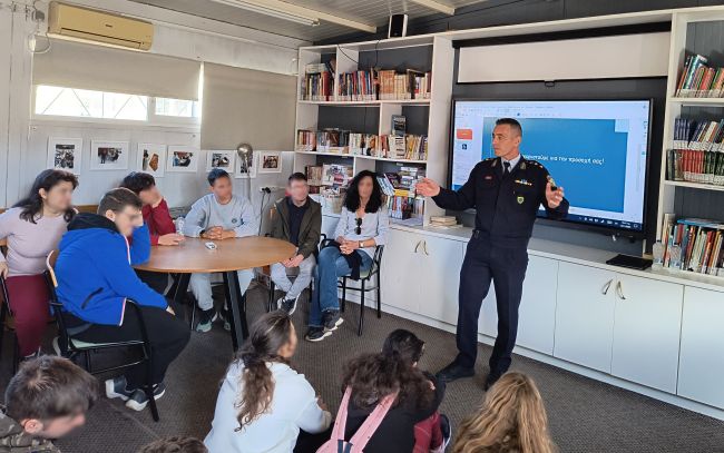 06 11 2025 Ενημερωτικές ομιλίες σε μαθητές του Ειδικού Επαγγελματικού Γυμνασίου – Λυκείου Μεσολογγίου (2)