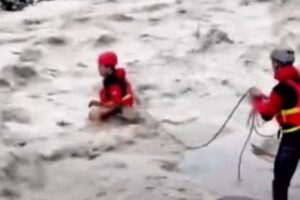 Τζουμέρκα: Δραματικές προσπάθειες της ΕΜΑΚ να βοηθήσουν αποκλεισμένους πολίτες