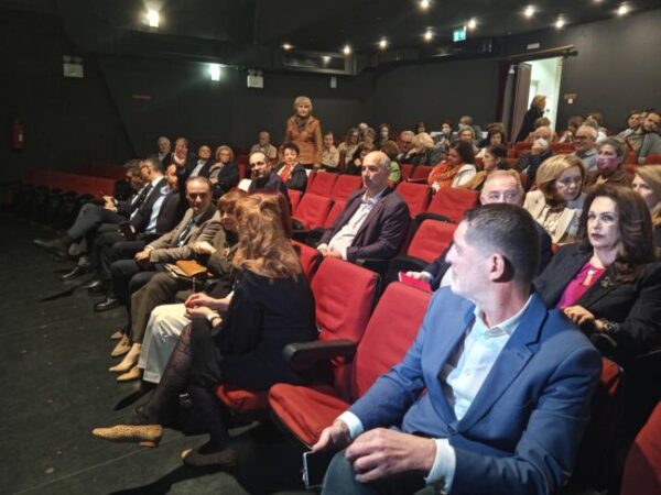 9f162433 7718 401a ae48 714aa09bccd9