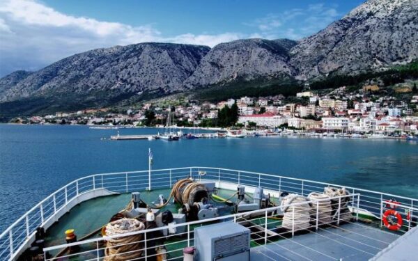 astakos port