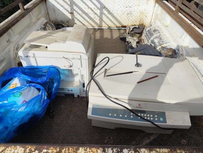 ΜΕΤΑΦΟΡΑ ΑΗΗΕ ΑΠΟ ΤΟΝ ΠΑΙΔΙΚΟ ΣΤΑΘΜΟ σε ασφαλές container (1)