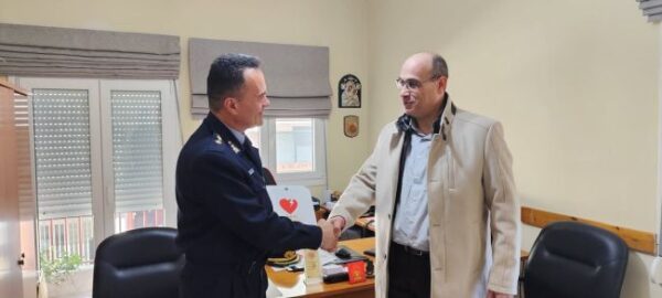 απινιδοτησ